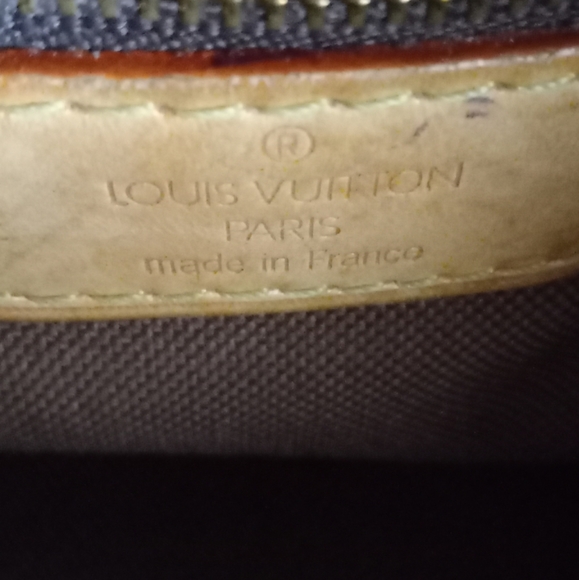 Louis Vuitton Handbags - Authentic Still Decent Purse